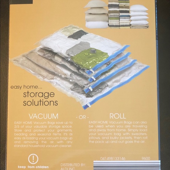 New in Box EASY HOME 4 Piece Vacuum Storage Bags - Picture 4 of 8